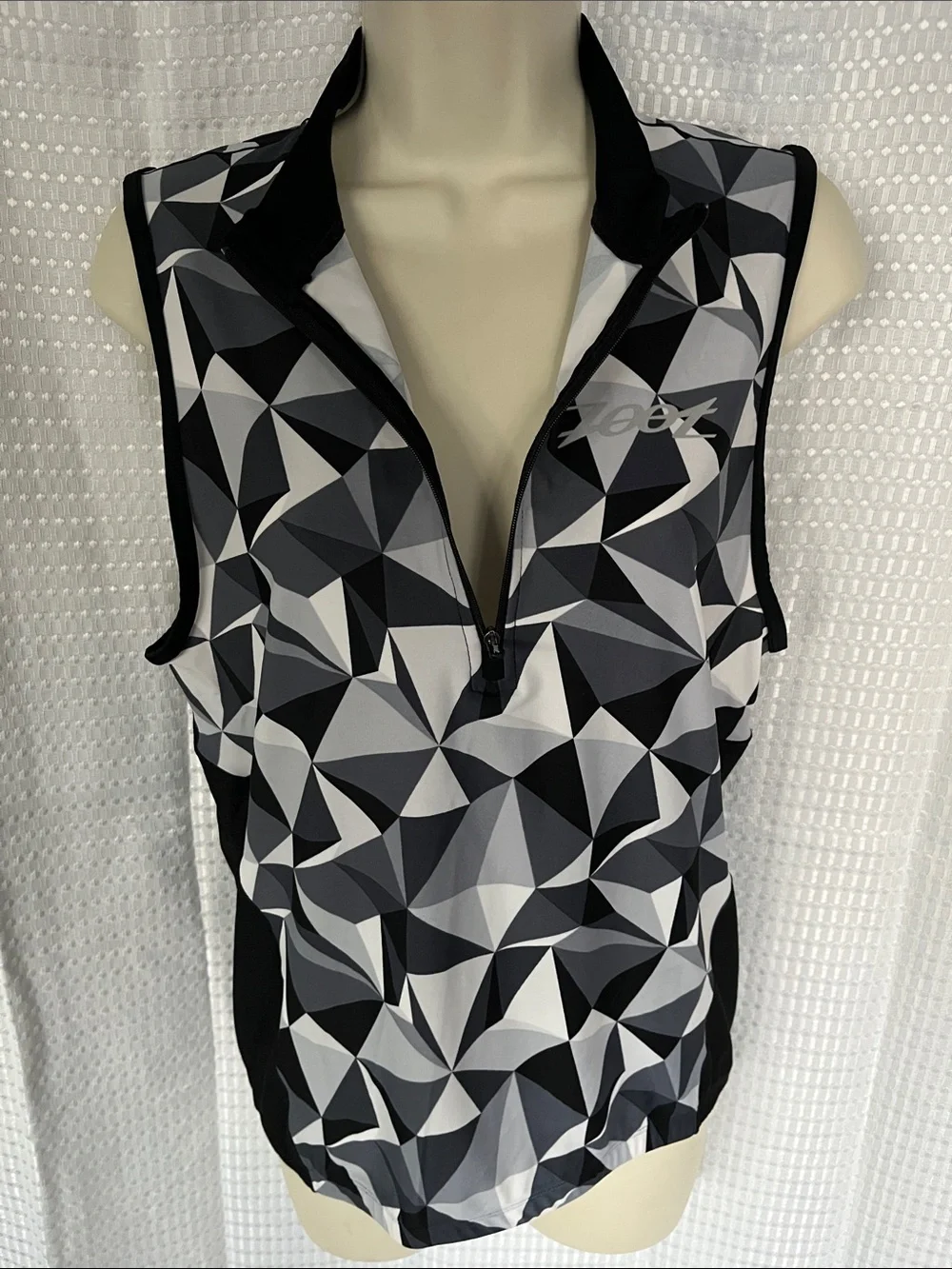 Zoot Sleeveless Cycling Jersey Tri Top Vest Geometric Print Rear Pockets M - Picture 4 of 9